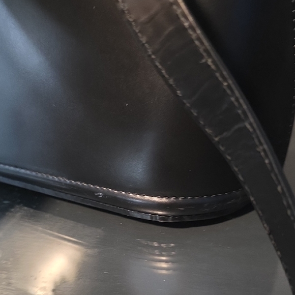 Vintage Bally Black Leather Shoulder Bag  Gold BB Logo |Authentic w/ COA - Picture 13 of 15